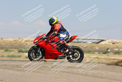 media/Sep-01-2025-Lets Ride (Mon) [[4370d11284]]/B Group/1220pm (Wheelie Bump)/